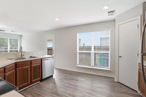 Other - 2325 Shady Tree Ln, Conroe, TX 77301 photo 5 of 10