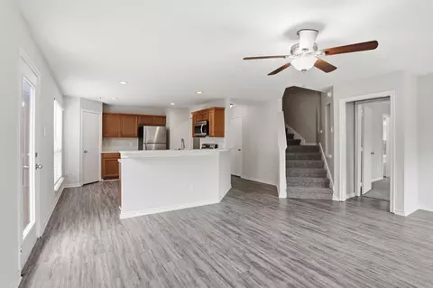 Living - 2325 Shady Tree Ln, Conroe, TX 77301 photo 3 of 6