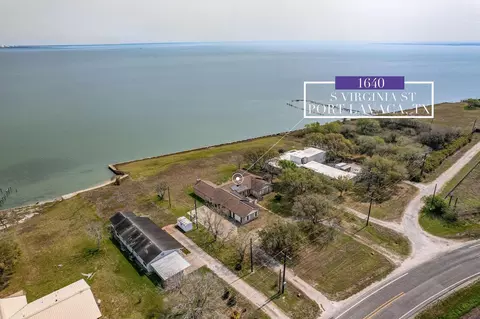 1640 S Virginia St, Port Lavaca, TX 77979