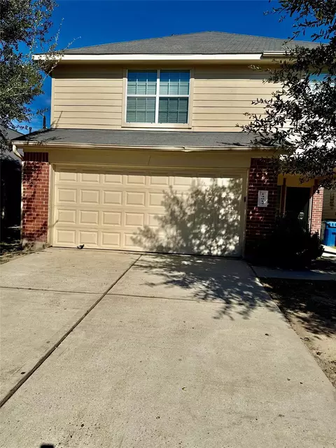 14914 Huntington Willow Ln, Houston, TX 77090