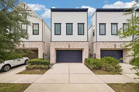 826 Nadine St, Houston, TX 77009