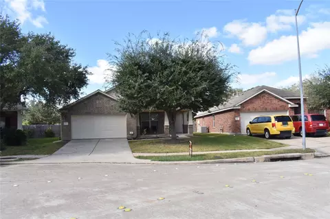 7922 Linden Oaks Ln, Richmond, TX 77407