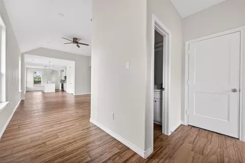Entry Way - 24644 Cavan St, Hempstead, TX 77445 photo 2 of 7