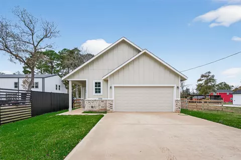 Exterior - 24644 Cavan St, Hempstead, TX 77445 photo 5 of 12