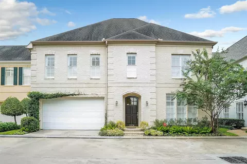 3206 N Pemberton Circle Dr, Houston, TX 77025