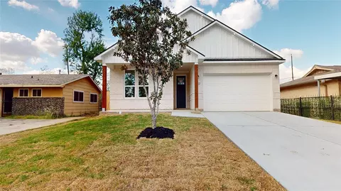 5119 Selinsky Rd, Houston, TX 77048