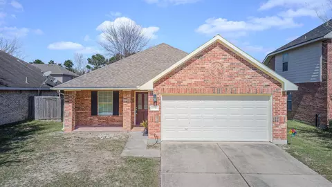 2738 Royal Thistle Dr, Houston, TX 77088