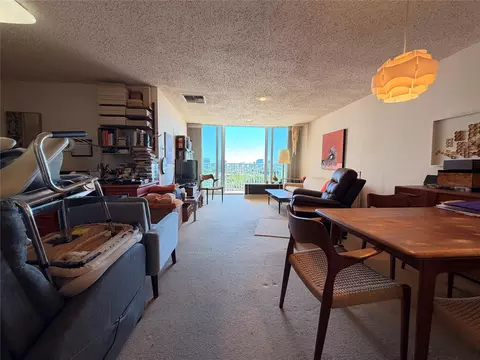 3600 Montrose Blvd #1005, Houston, TX 77006
