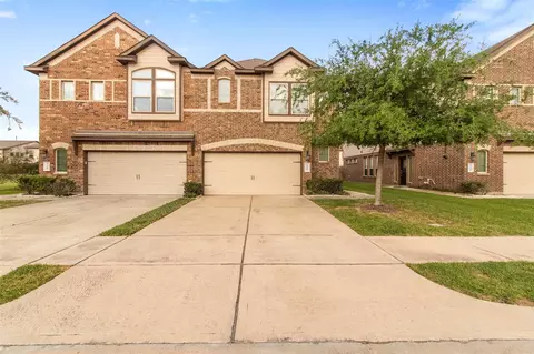 3411 Rainflower Springs Ln, Rosenberg, TX 77471