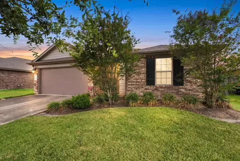 3010 Specklebelly Dr, Baytown, TX 77521