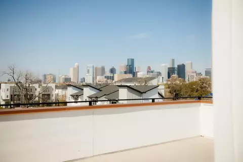 2805 Delano St, Houston, TX 77004