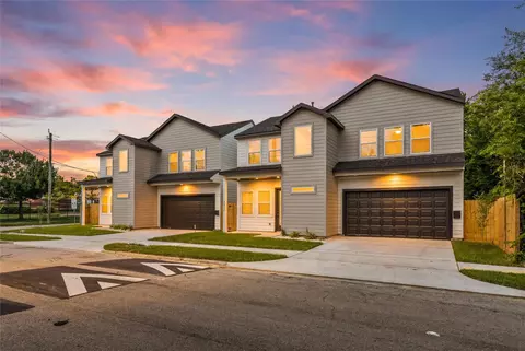 4702 1912 Schweikhardt St, Houston, TX 77020