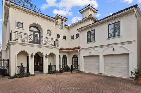 1419 Nantucket Dr, Houston, TX 77057