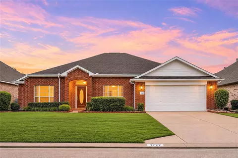 7727 Heron Lakes Dr, Houston, TX 77064