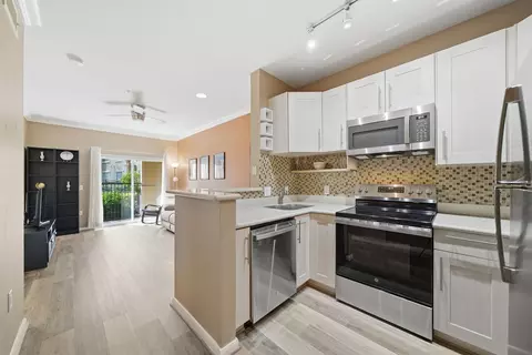 3231 Allen Pkwy #1111, Houston, TX 77019