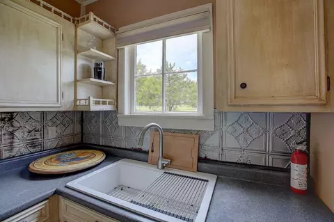 Kitchen - 1928 Koether Rd, Carmine, TX 78932 photo 6 of 7