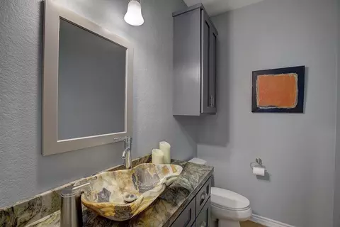 Bath - 1928 Koether Rd, Carmine, TX 78932 photo 1 of 5
