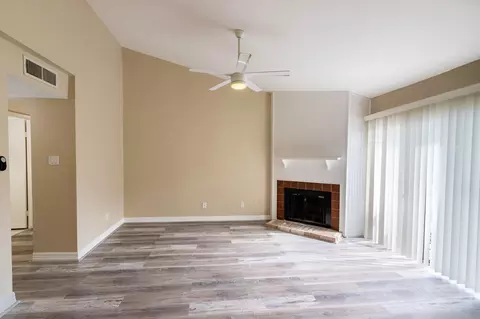 7140 N Holiday Dr, Galveston, TX 77550