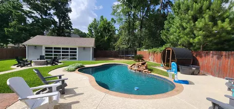 6614 Dillon Dr, Magnolia, TX 77354