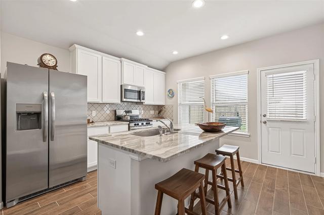13306 Dalvay Beach Dr, La Marque, TX 77568
