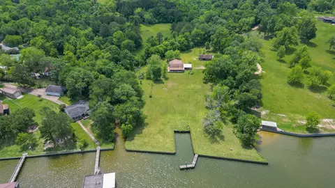 980 Hill Farm Rd, Coldspring, TX 77331