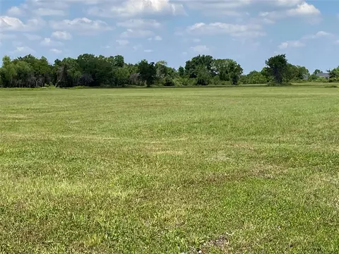 6115 S Highway 35, Alvin, TX 77511