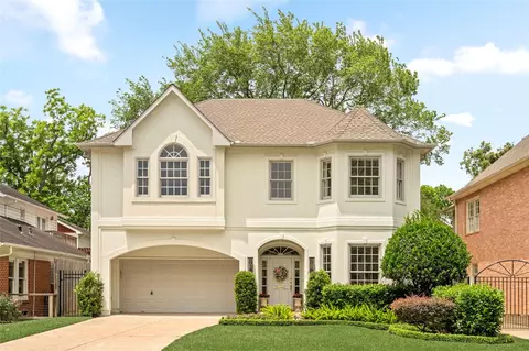 4220 Riley St, West University Place, TX 77005