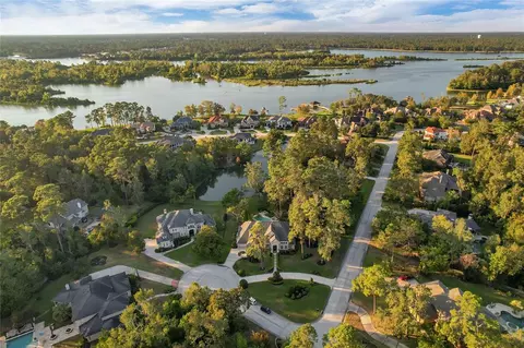 7611 Kings River Ln, Humble, TX 77346