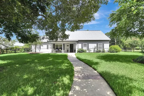 40410 Rolling Forest Dr, Magnolia, TX 77354