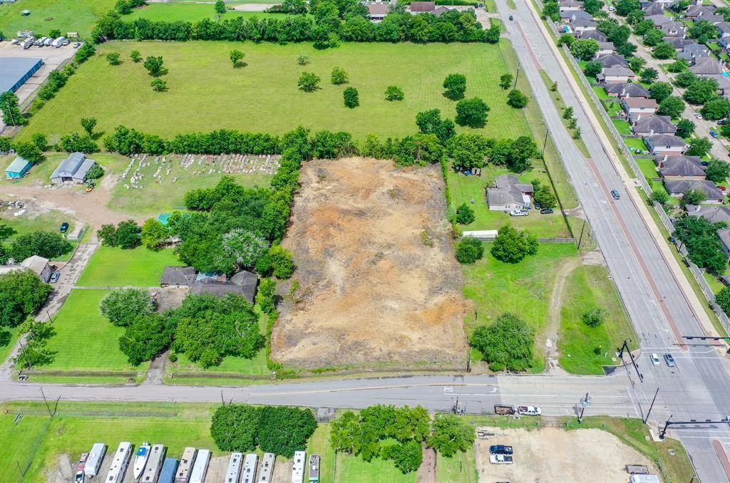 16624 County Road 104 Mclean Rd  