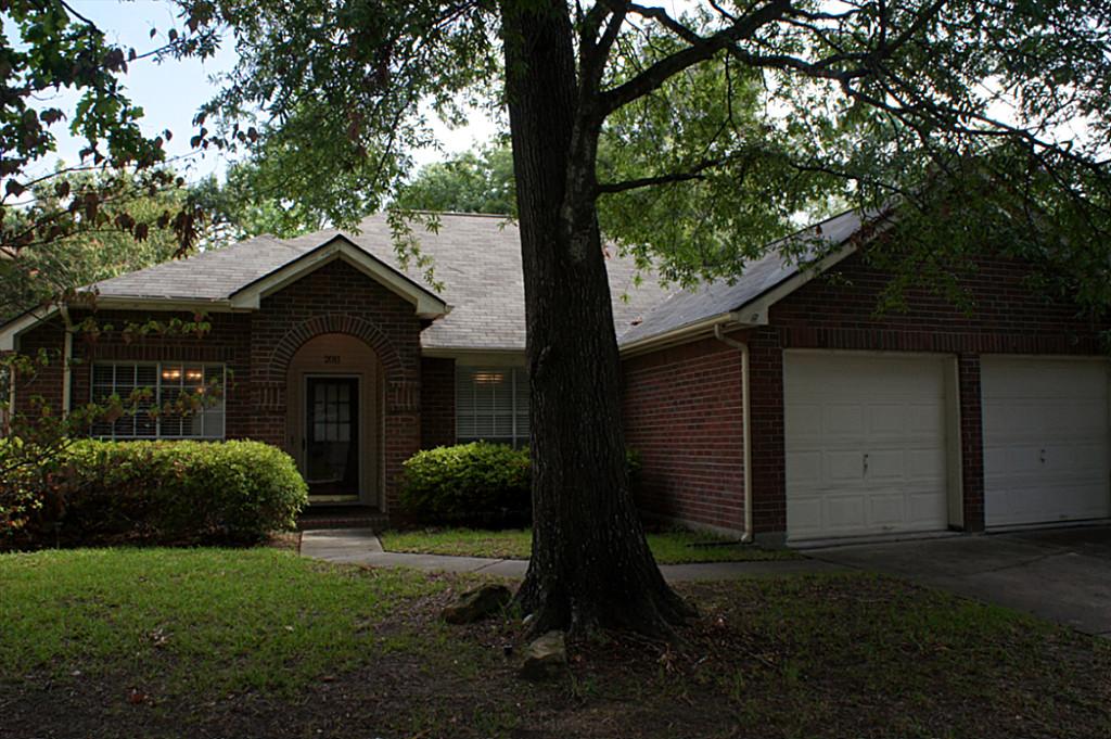 2011 Invermere Dr, Spring, TX 77386 photo 1