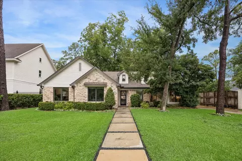 339 Wycliffe Dr, Houston, TX 77079