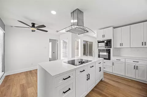 12210 Waldemar Dr, Houston, TX 77077
