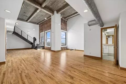 915 Franklin St #9L, Houston, TX 77002