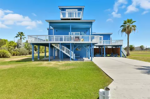 3917 3rd St, Galveston, TX 77554