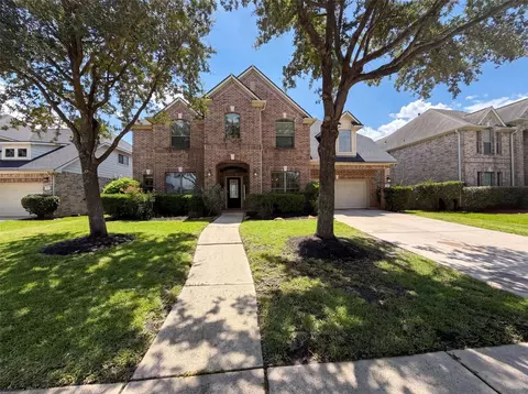 15822 Maple Shores Dr, Houston, TX 77044