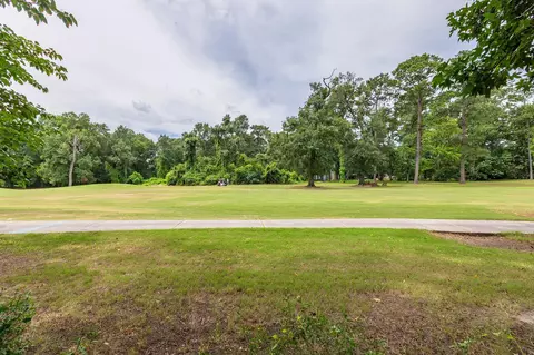 135 Jeb Stuart Ln, Conroe, TX 77302 photo 10