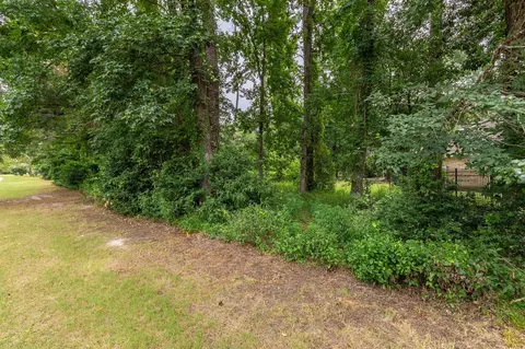 135 Jeb Stuart Ln, Conroe, TX 77302 photo 13