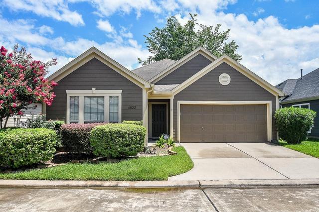 6022 Lynwood Banks Ln, Houston, TX 77092