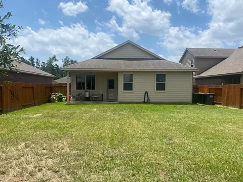 Exterior - 2314 Fallen Willow Ct, Conroe, TX 77301 photo 3 of 4