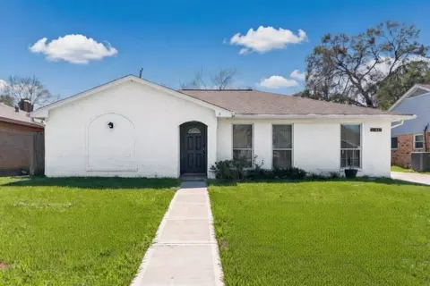 11623 Rowan Ln, Houston, TX 77072