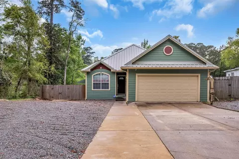 209 W George Jones Rd, Livingston, TX 77351
