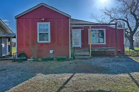 9524 Ferry Rd, Bellville, TX 77418