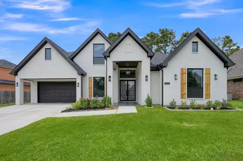 143 Bent Tree Ln, Montgomery, TX 77356