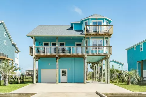 16515 Jolly Roger Rd, Jamaica Beach, TX 77554