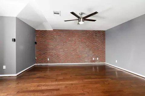 Living - 5026 Keith Rd, Pasadena, TX 77505 photo 4 of 4