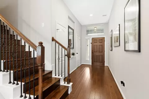 Entry Way - 5026 Keith Rd, Pasadena, TX 77505 photo 2 of 2