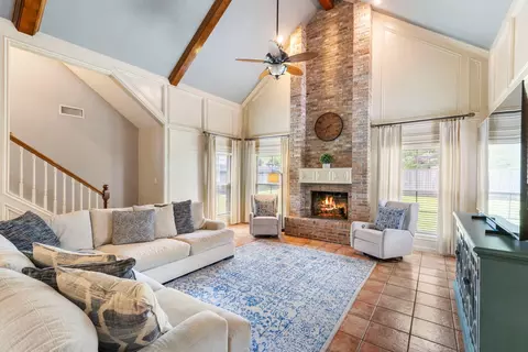 15619 Pebble Bend Dr, Houston, TX 77068