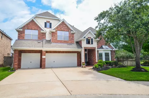 2735 Driftwood Dr, Manvel, TX 77578