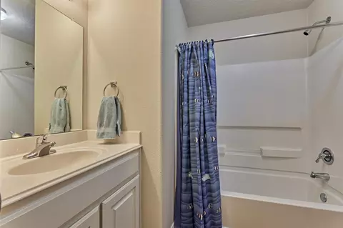 Bath - 4926 Comal River Loop, Spring, TX 77386 photo 1 of 3